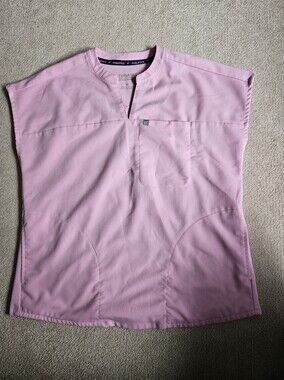 Fabletics Marshmallow Pink Evolve Scrub Top- XS
